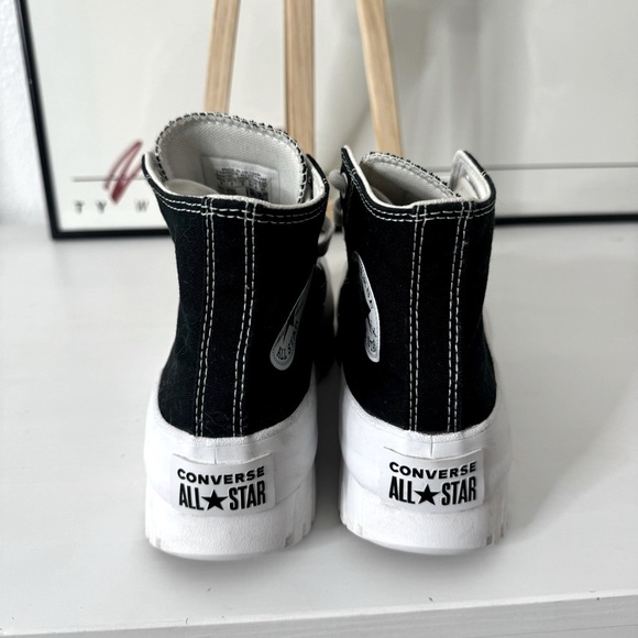 Converse Chuck Taylor All Star Lugged 2.0 High Top Black Canvas Size 7 - Picture 15 of 16